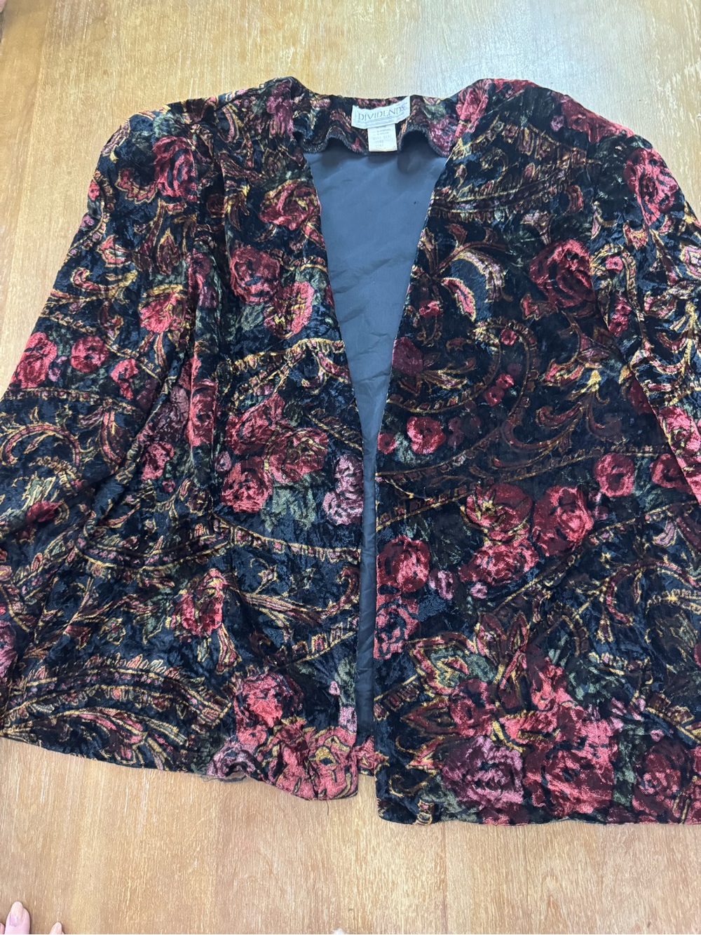 Divided Velvet Floral Blazer in Black & Burgundy